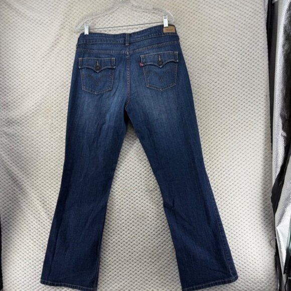 Levi's Slender Boot Cut 525 Jeans Flap Pocket Womens Dark Wash  Denim Pants - Picture 2 of 10